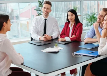 HR Communication with Teams